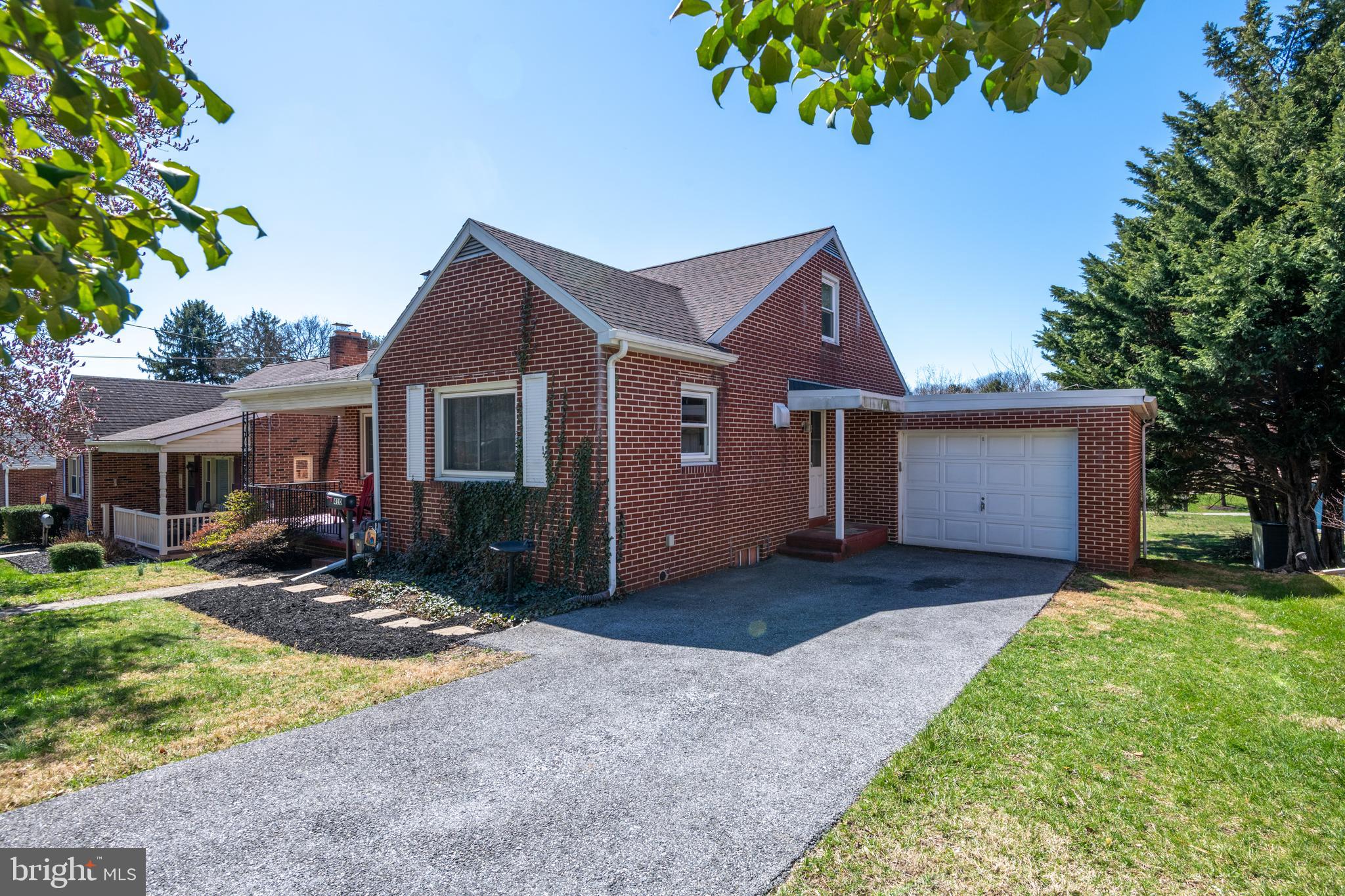 WEST MANCHESTER TWP - Residential