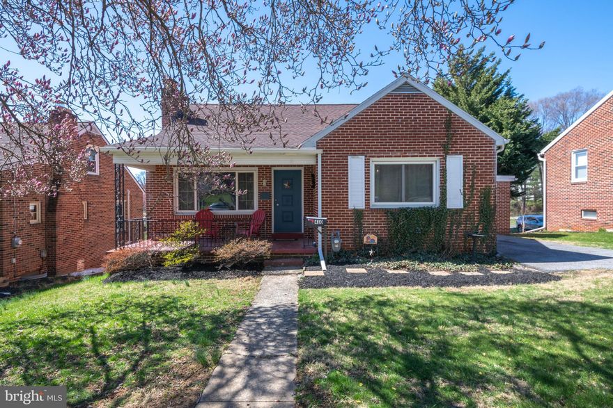 Welcome to your new home at 410 N Williams St, York, PA! This charming detached property is perfect for those seeking comfort and convenience. With 3 bedrooms and 1 bathroom spread over 1441 square feet, this home offers ample space for families or individuals looking to settle down.

Step inside to find a warm and inviting interior, ideal for creating lasting memories. The spacious layout allows for easy living and entertaining. You’ll appreciate the benefit of an attached garage, providing both parking and additional storage space.

Located in West York School District, this home is a great choice for families. Outdoors, enjoy a lovely yard, perfect for gardening, playtime, or simply relaxing.

Don't miss this opportunity to own a delightful home in a fantastic community. Schedule a tour today to experience everything this property has to offer!