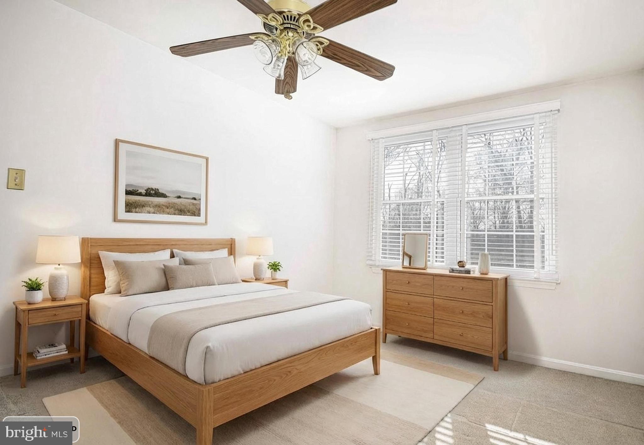 SOUTH HAMPTON - Residential