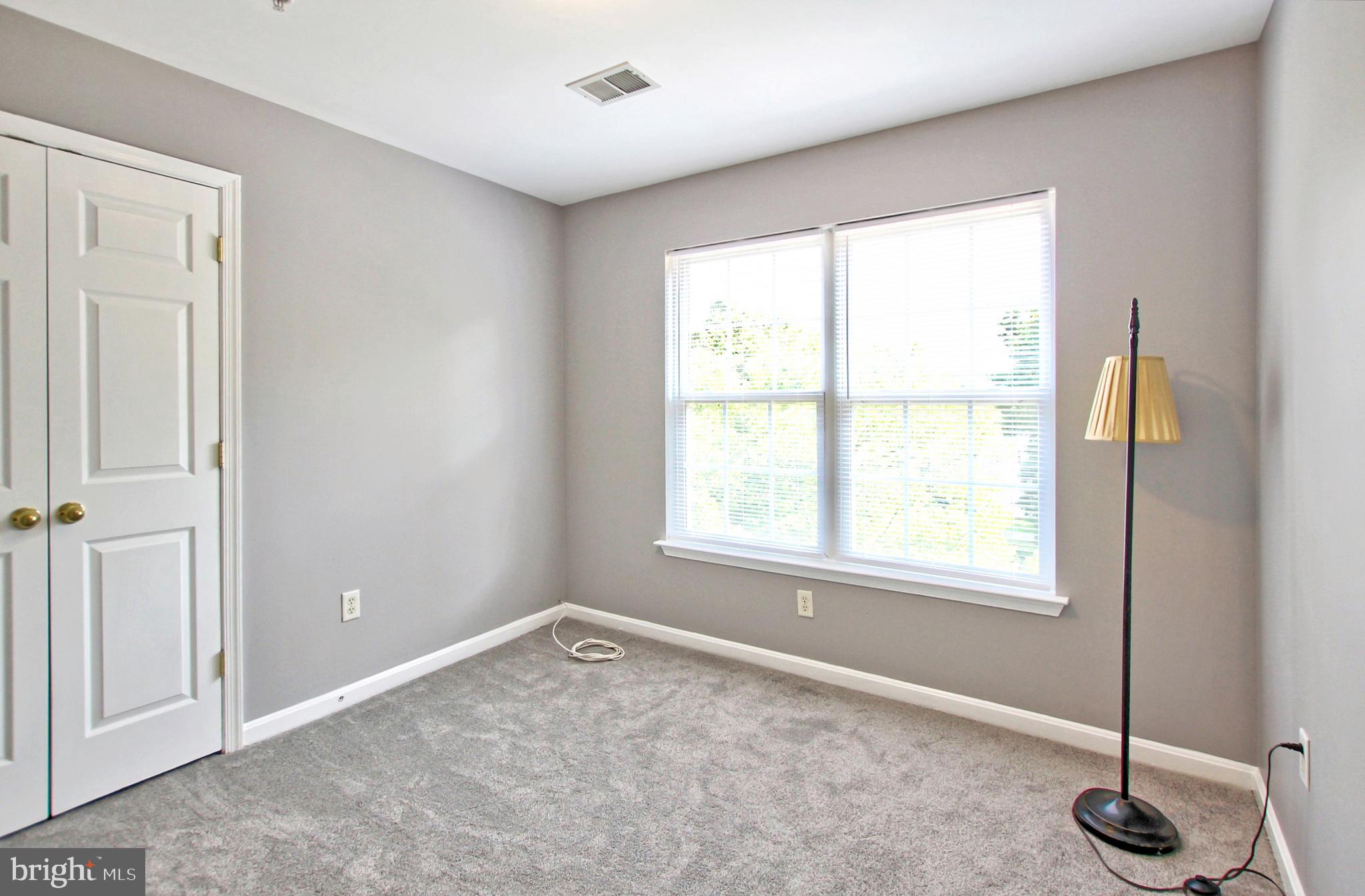 WOODVIEW VILLAGE - Residential Lease