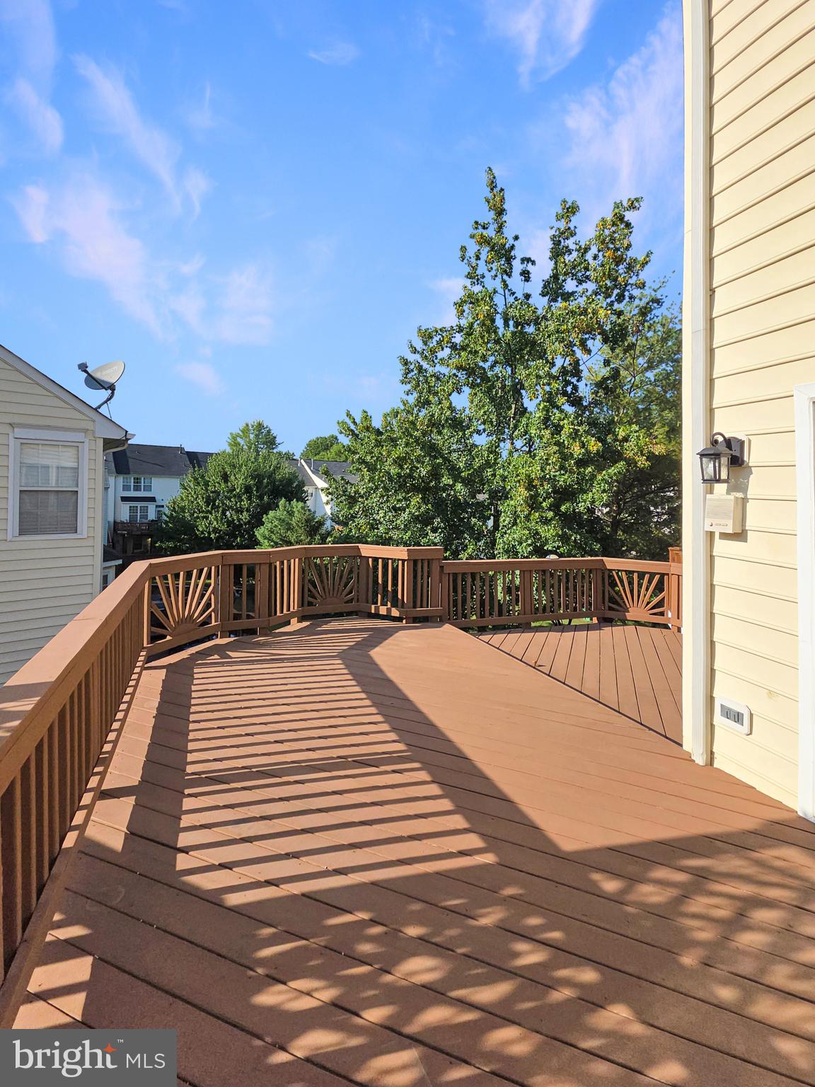 WOODVIEW VILLAGE - Residential Lease