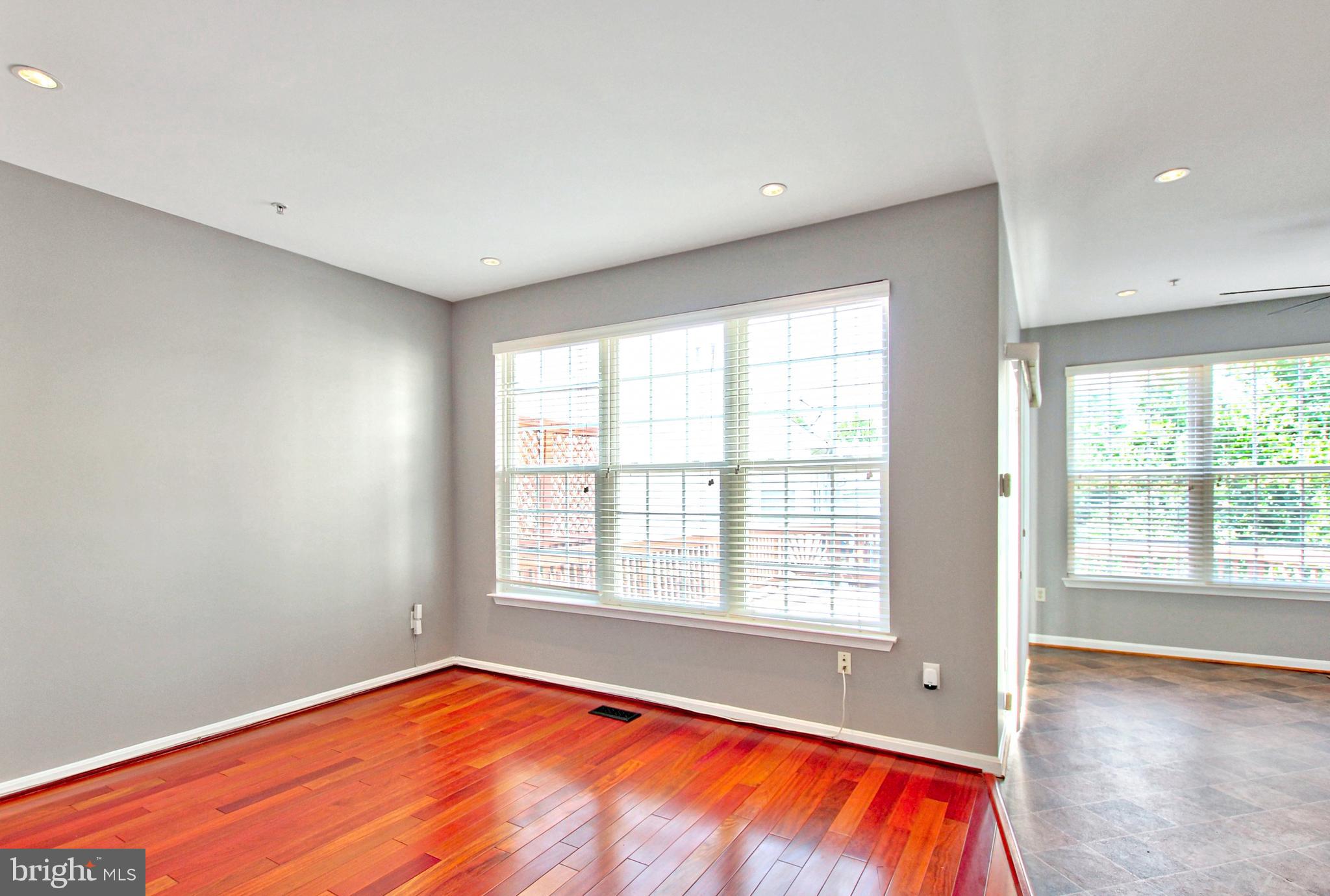 WOODVIEW VILLAGE - Residential Lease