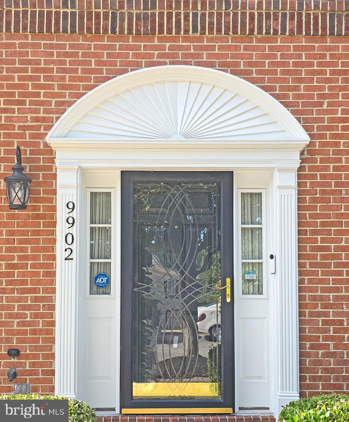 WOODVIEW VILLAGE - Residential Lease