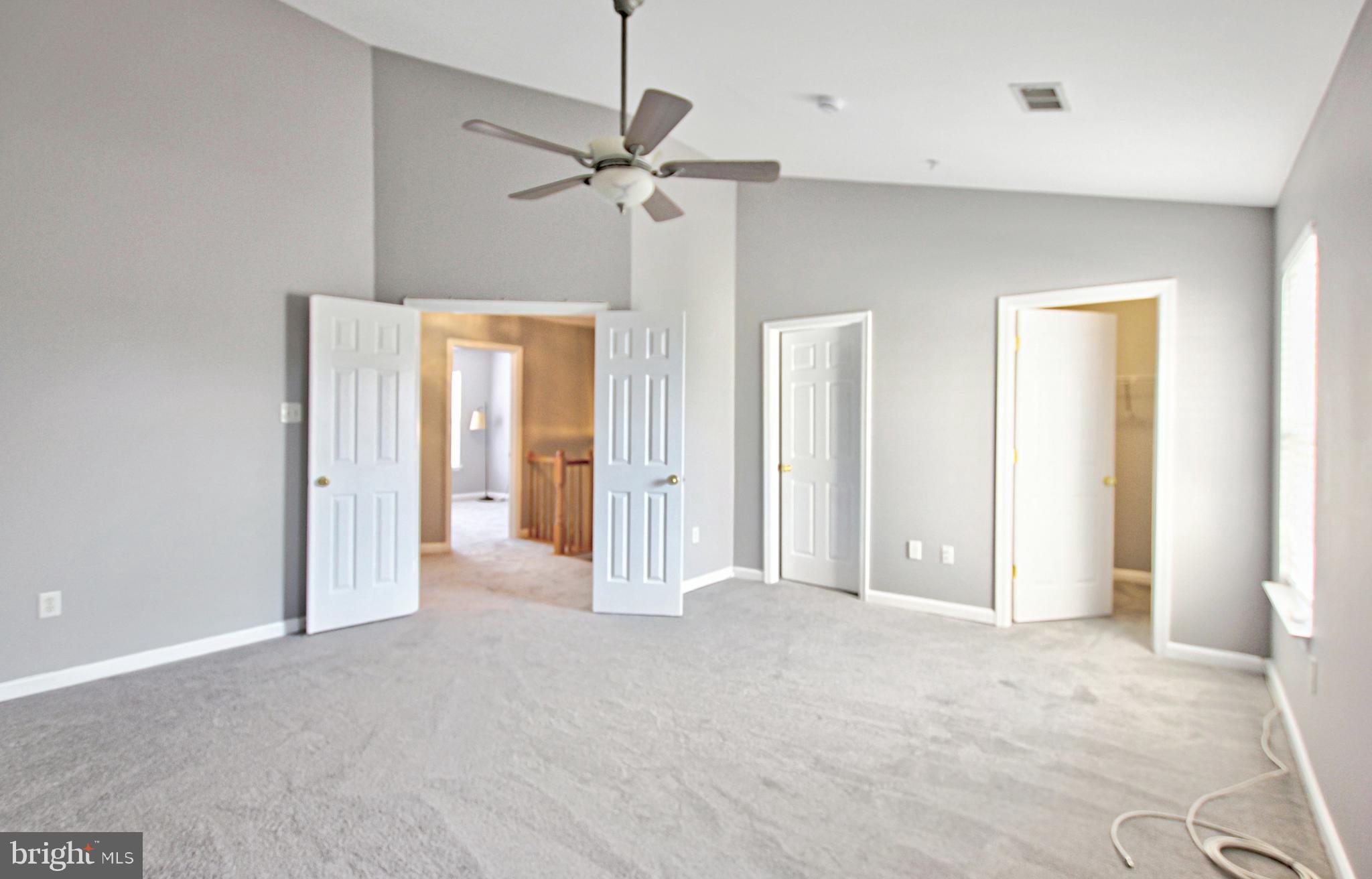 WOODVIEW VILLAGE - Residential Lease