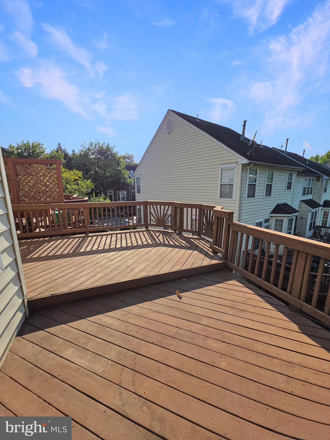 WOODVIEW VILLAGE - Residential Lease