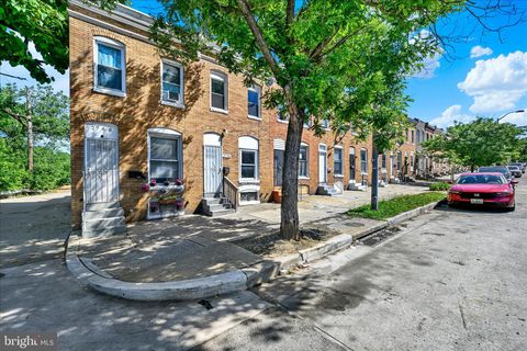 Photo of 2758 Wilkens Avenue, BALTIMORE, MD 21223 (MLS # MDBA2218220)