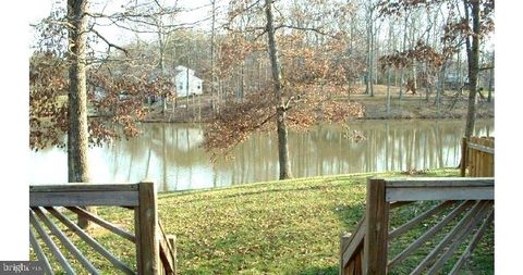 Photo of 17 Ruby Drive, STAFFORD, VA 22554 (MLS # VAST2043464) Photo of 17 Ruby Drive, STAFFORD, VA 22554 (MLS # VAST2043464)