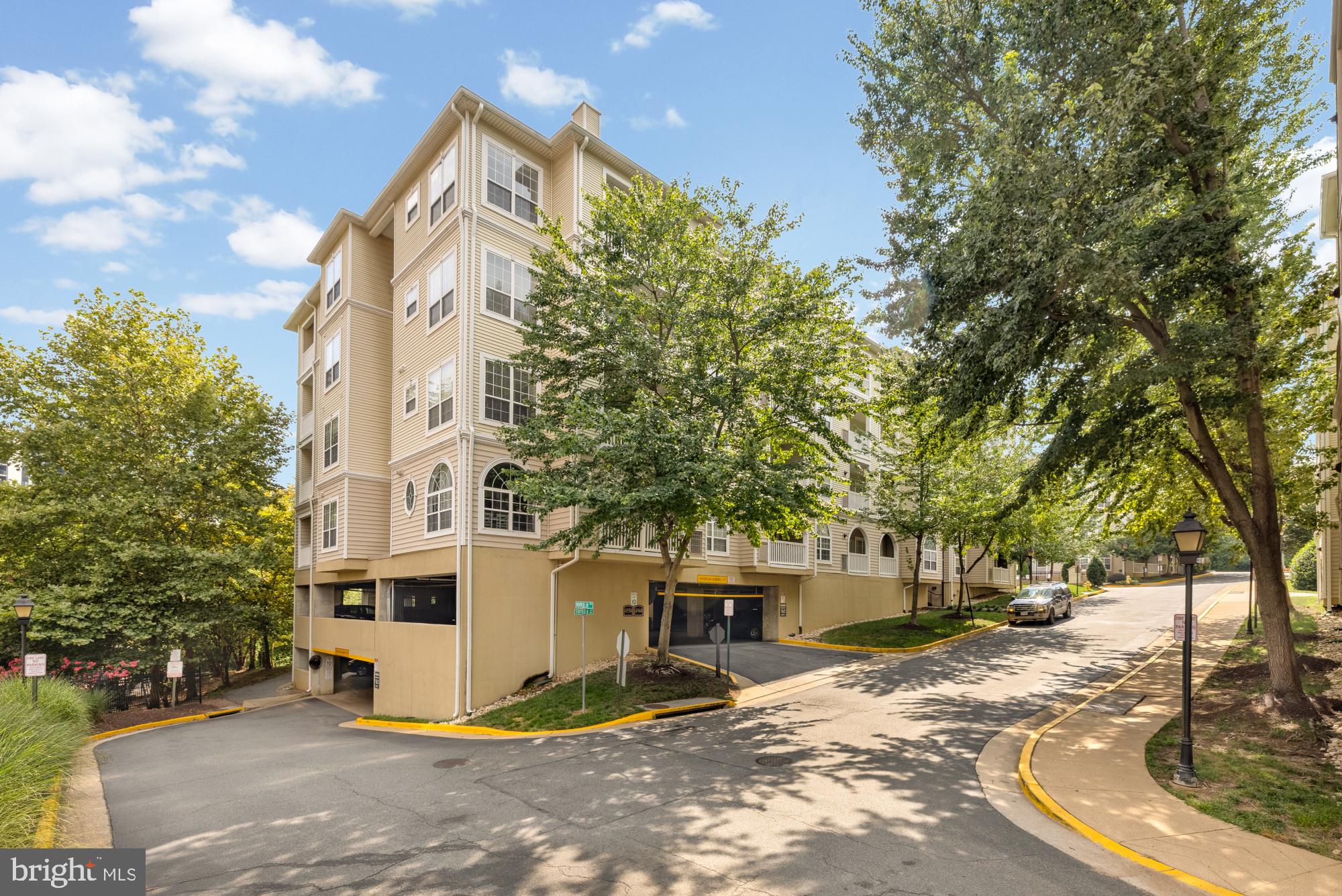 PALAZZO AT PARK CENTER - Residential