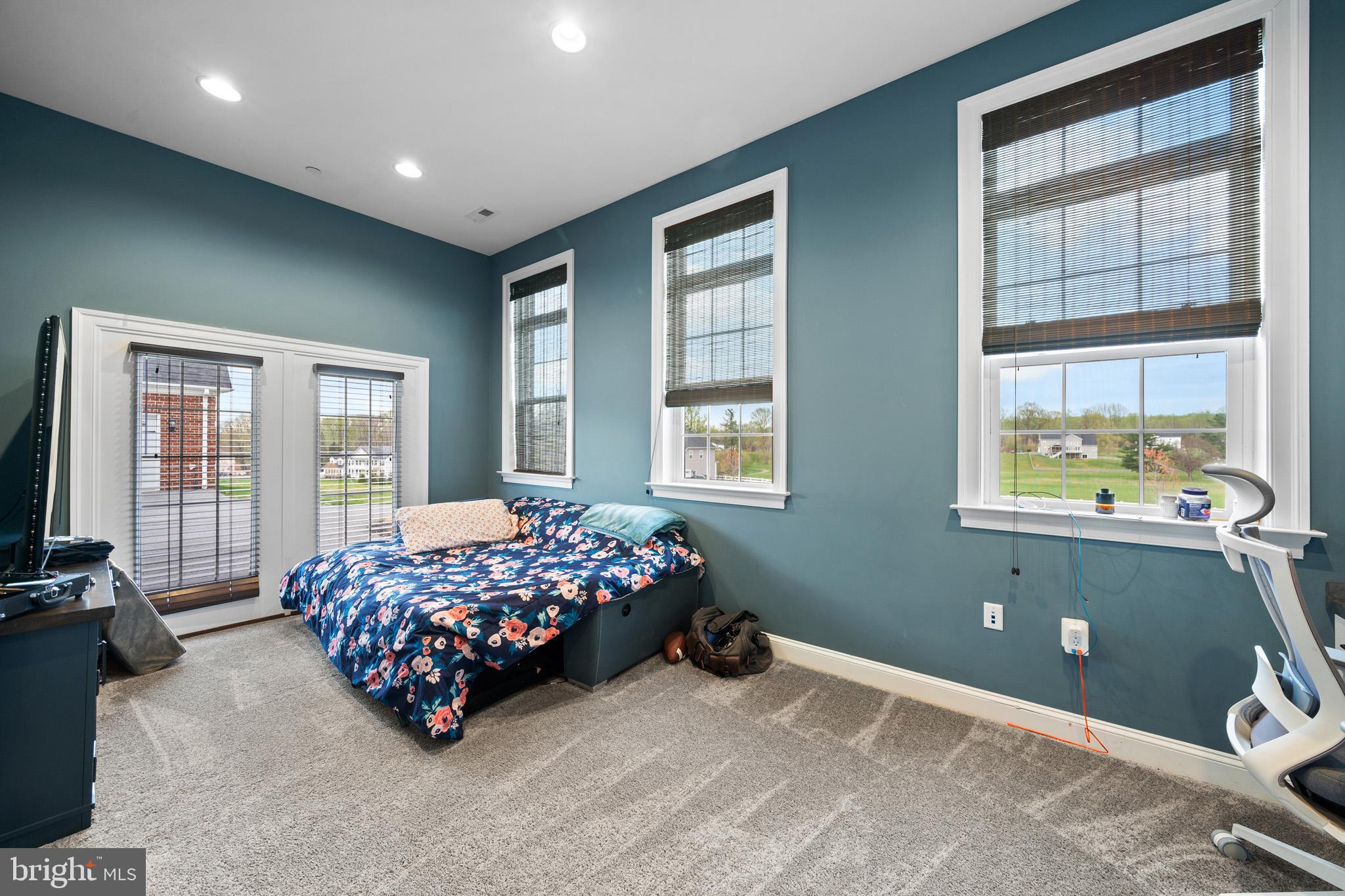 THE LAKES AT TWIN SHIELDS - Residential