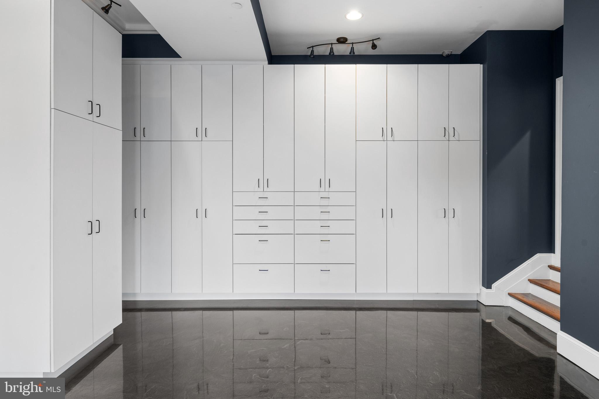 THE LAKES AT TWIN SHIELDS - Residential