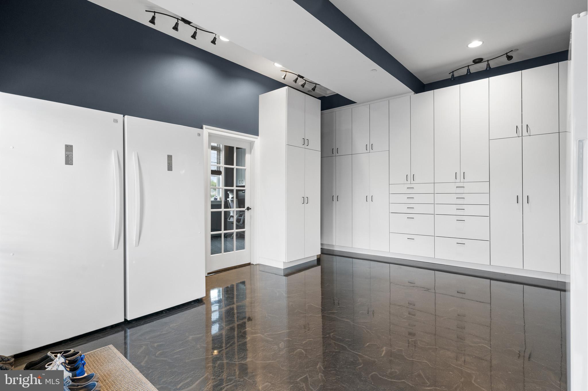 THE LAKES AT TWIN SHIELDS - Residential