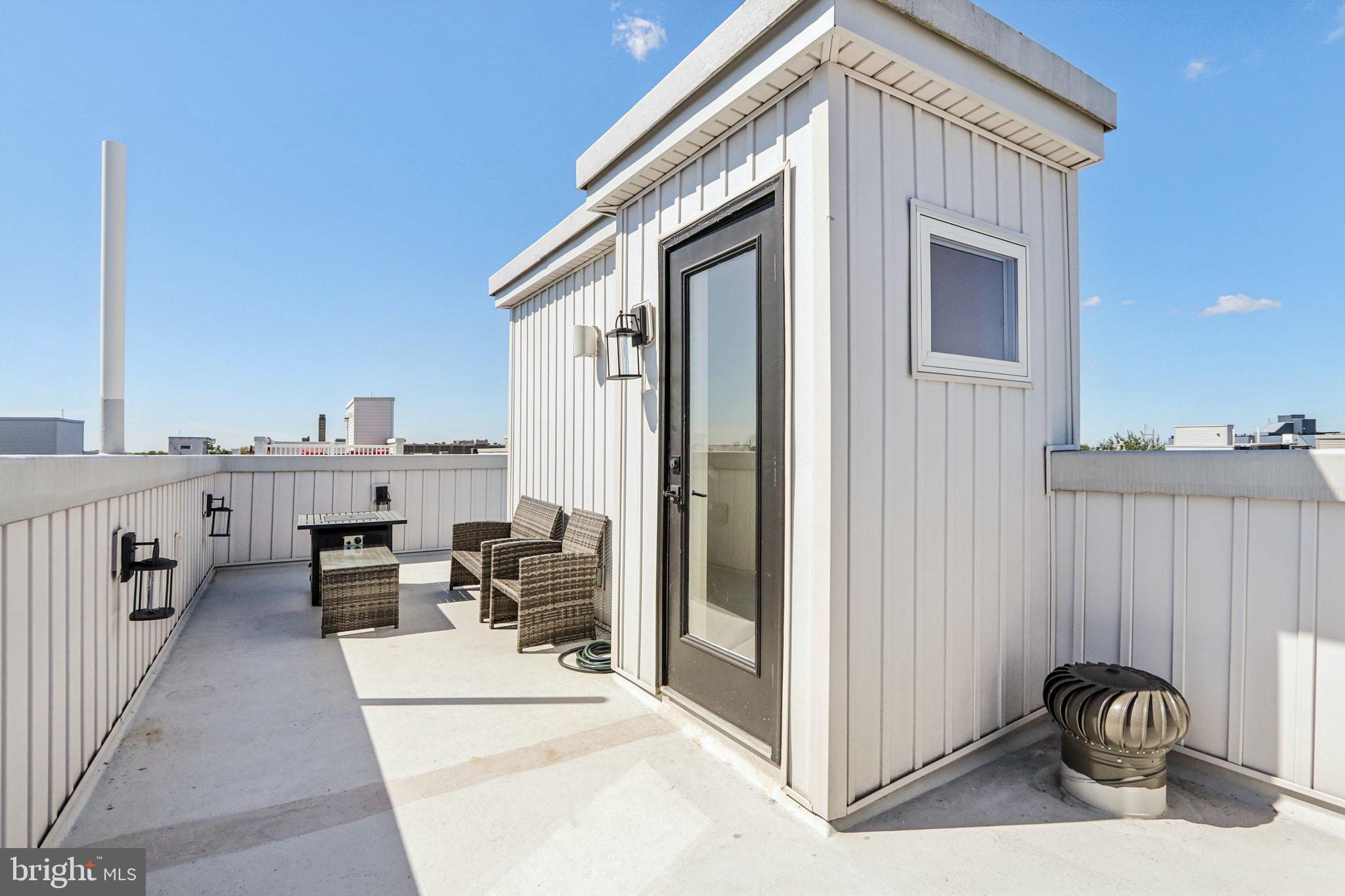 POINT BREEZE - Residential