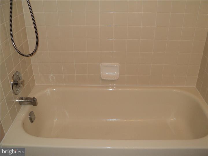 TORRESDALE - Residential Lease