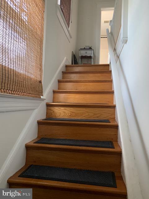 BATTERY PARK - Residential Lease