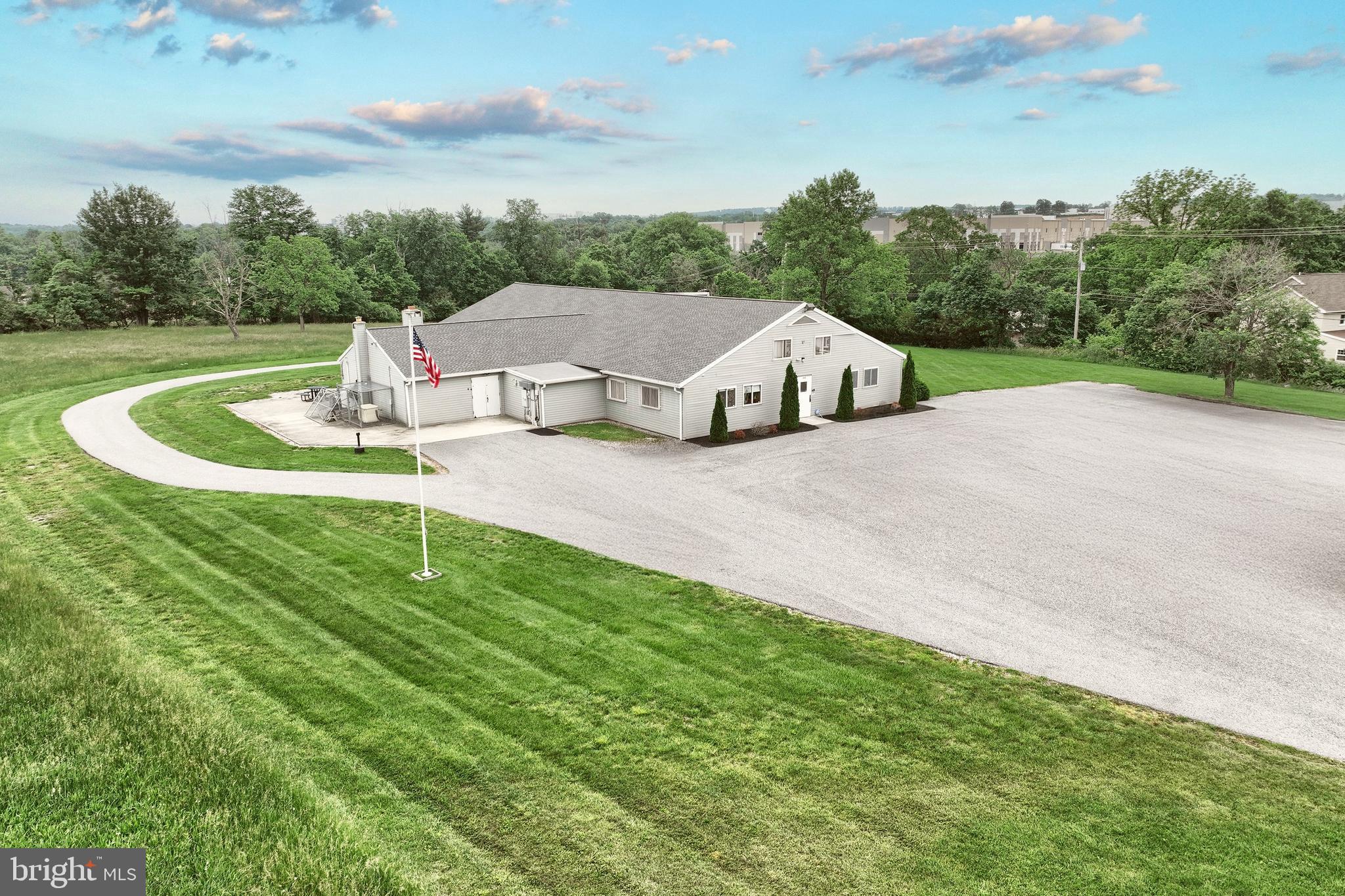 190 E CANAL ROAD