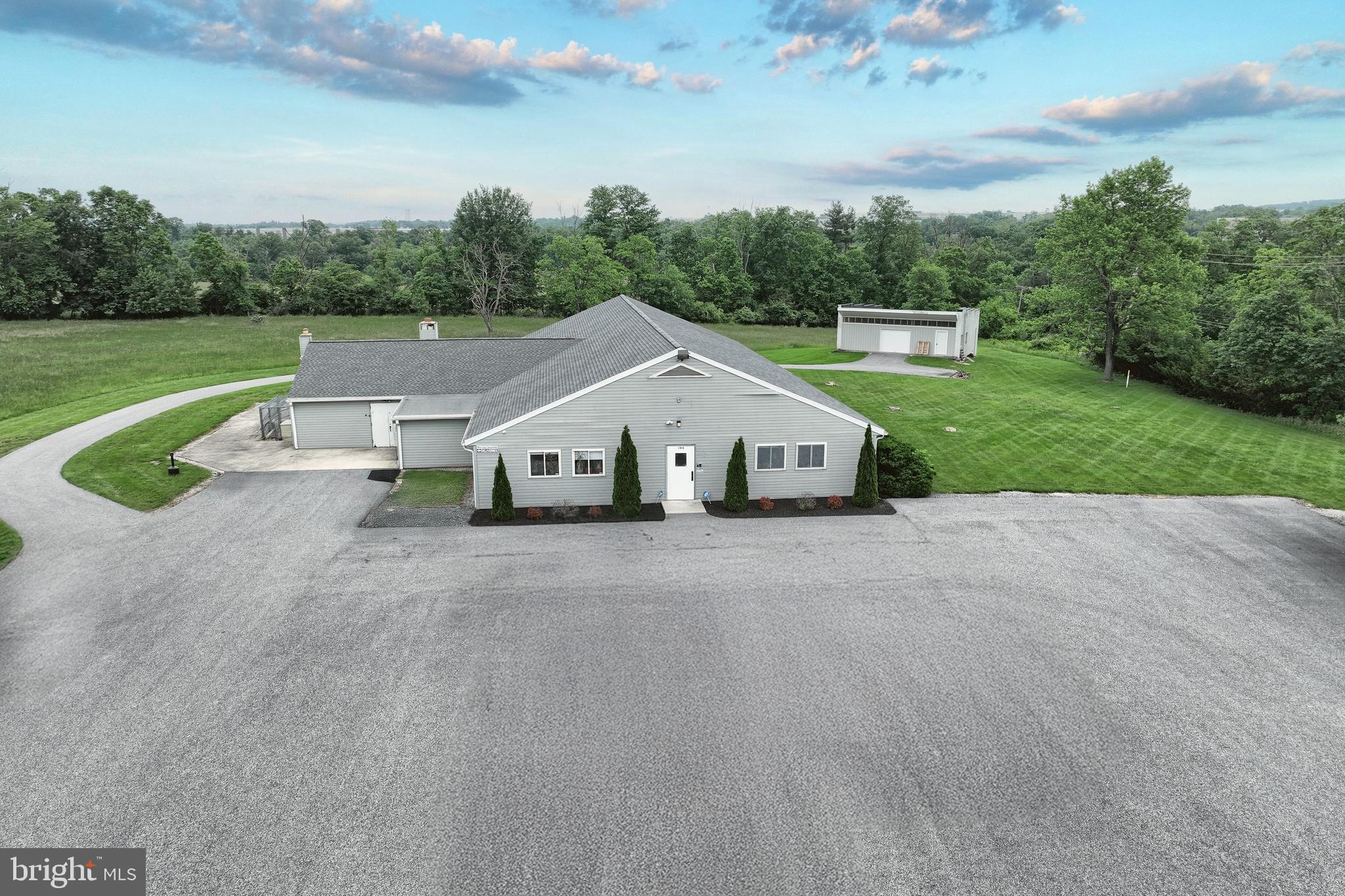 - Commercial Lease