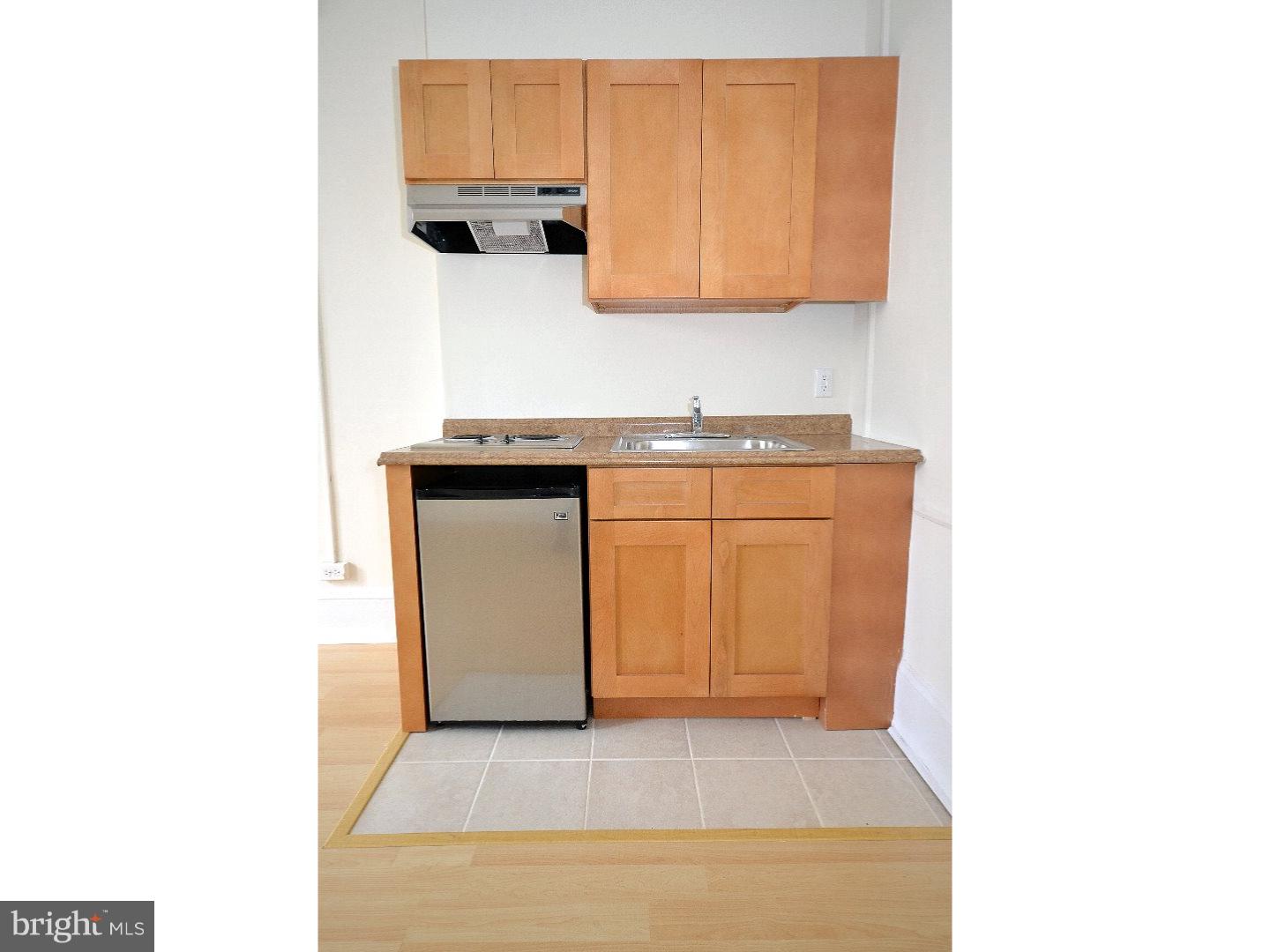 AVENUE OF THE ARTS - Residential Lease