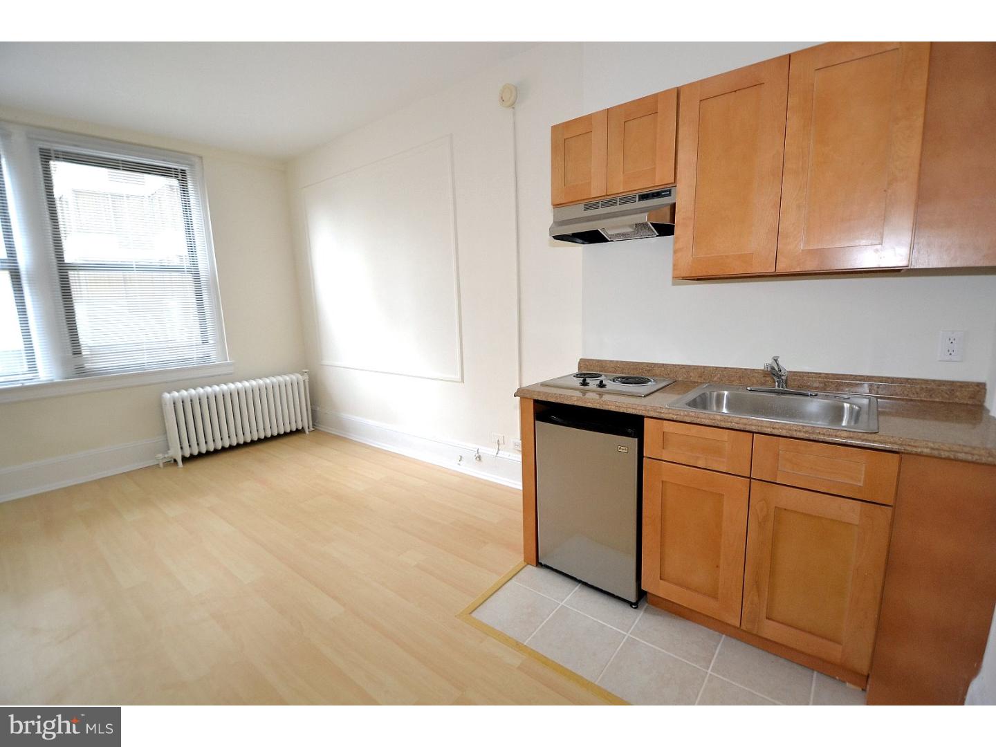 AVENUE OF THE ARTS - Residential Lease