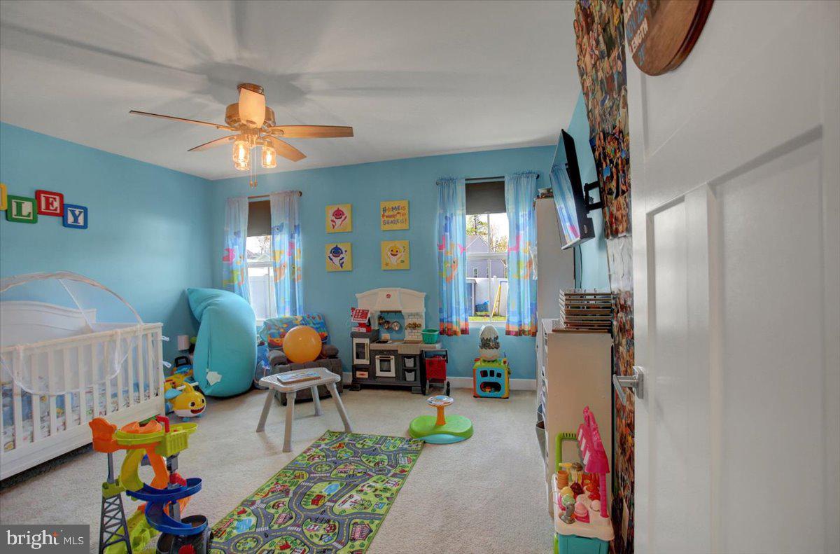 THE LAKES AT MARTINSBURG - Residential