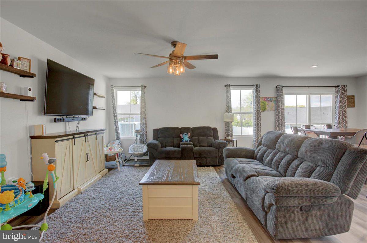 THE LAKES AT MARTINSBURG - Residential