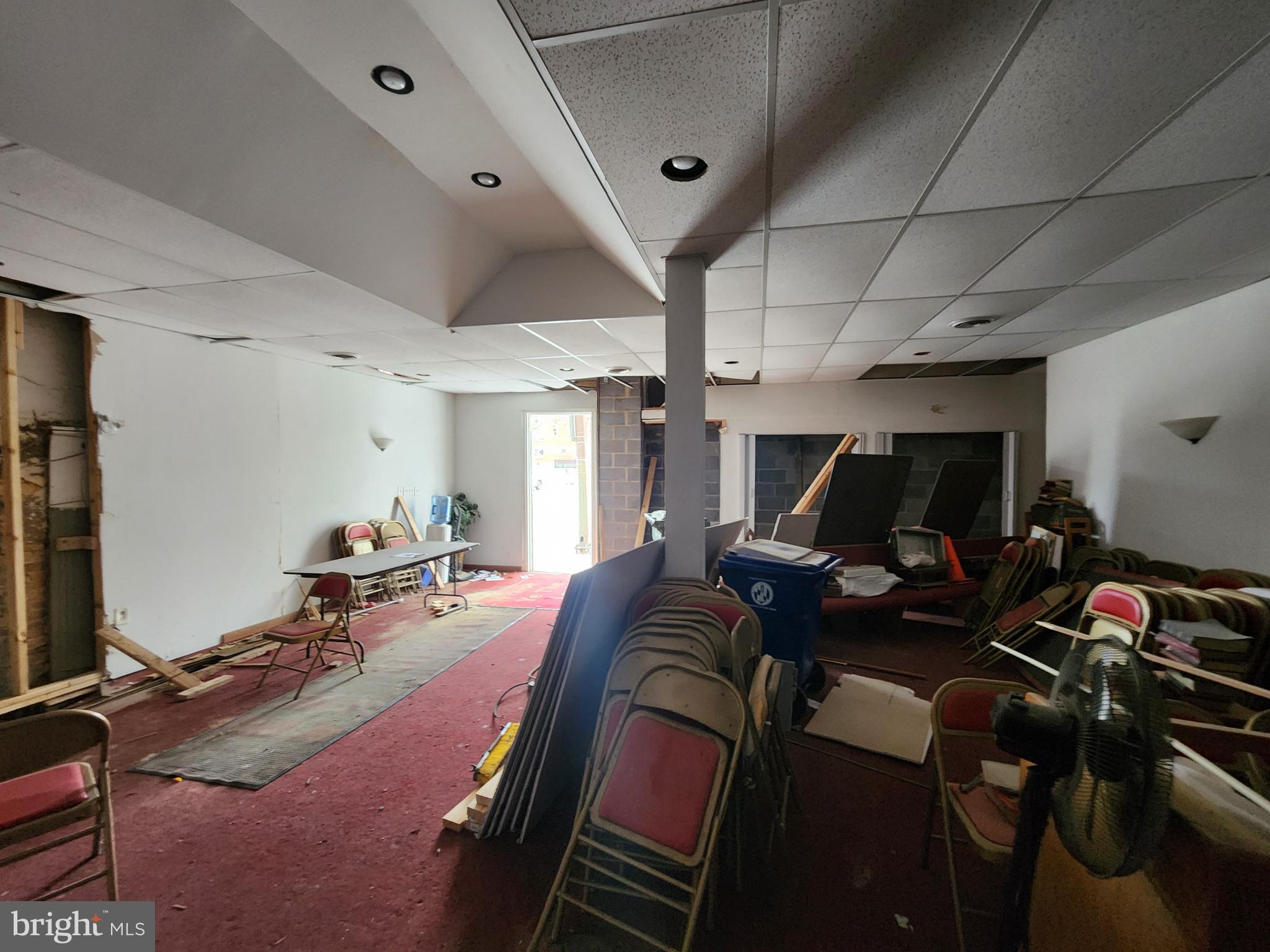 SANDTOWN-WINCHESTER - Residential