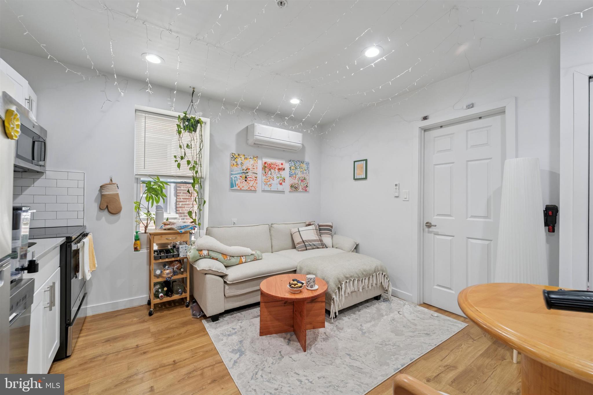 FAIRMOUNT - Residential Income
