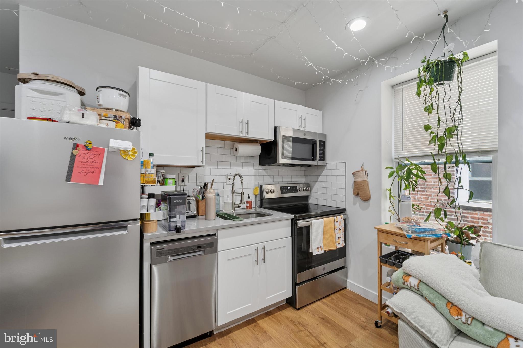 FAIRMOUNT - Residential Income