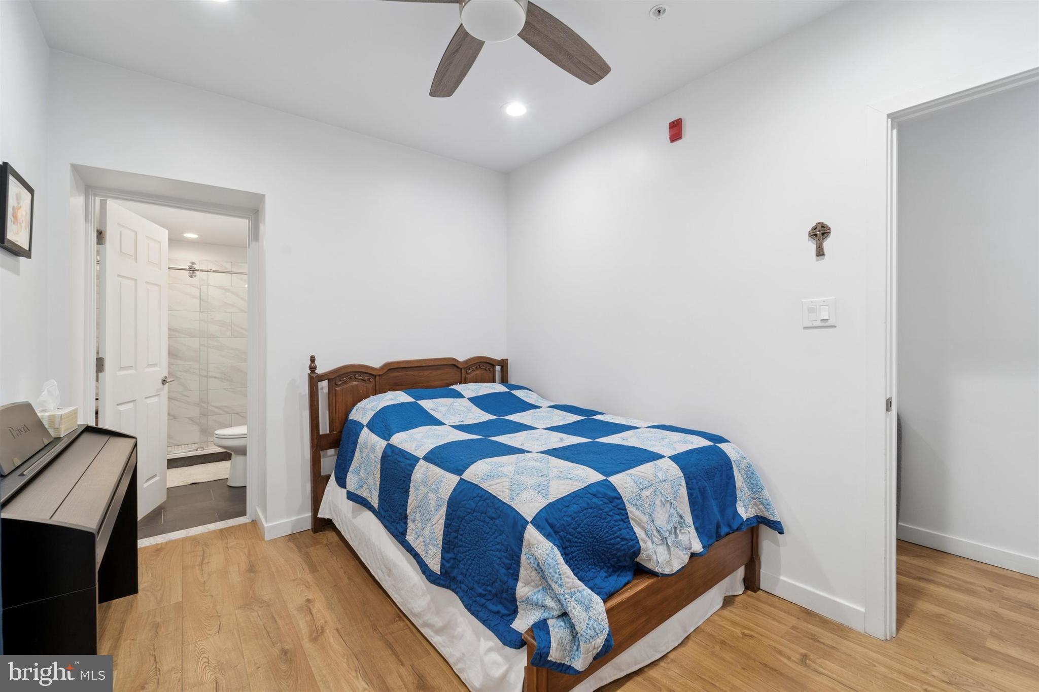 FAIRMOUNT - Residential Income