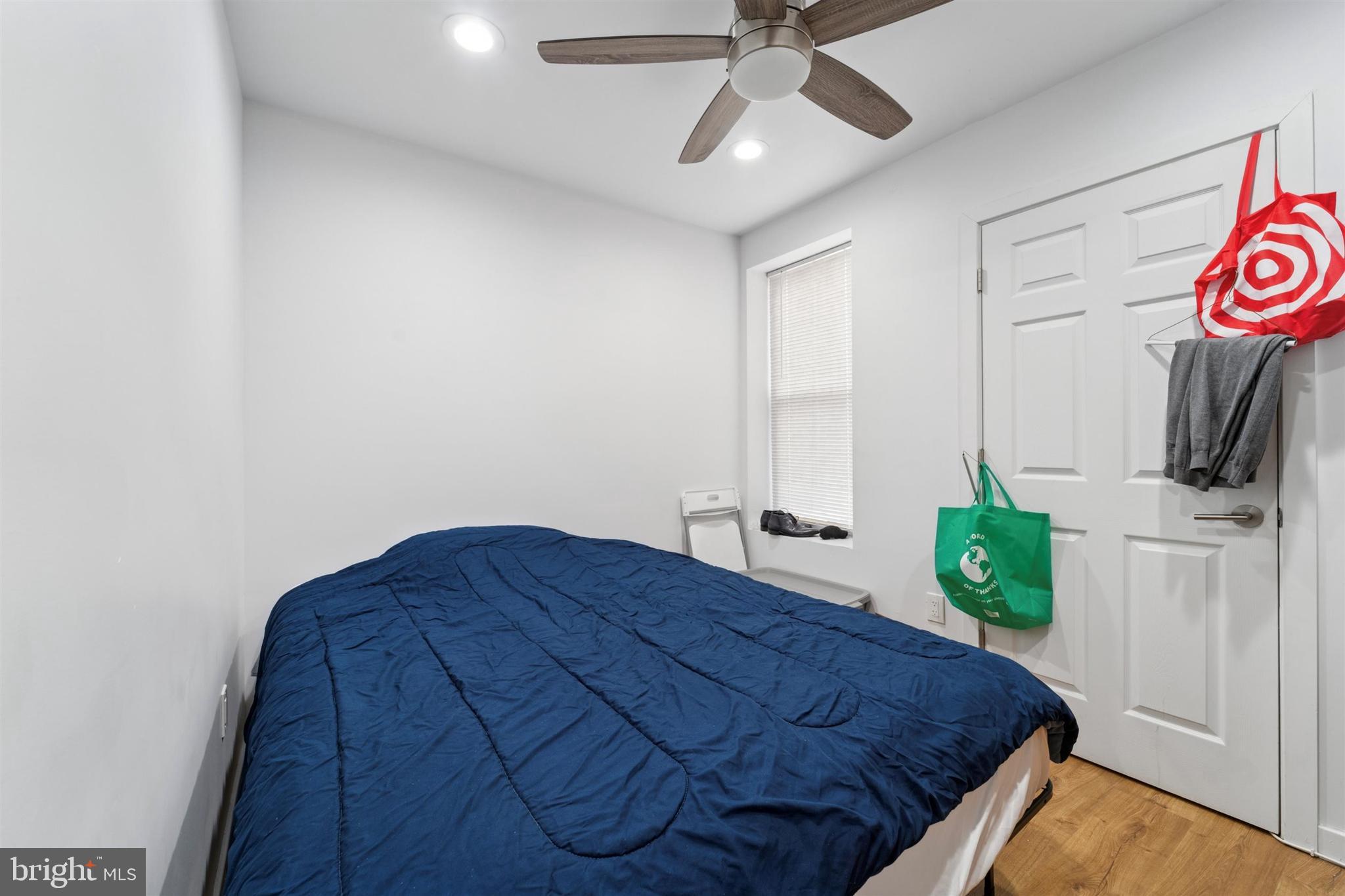 FAIRMOUNT - Residential Income
