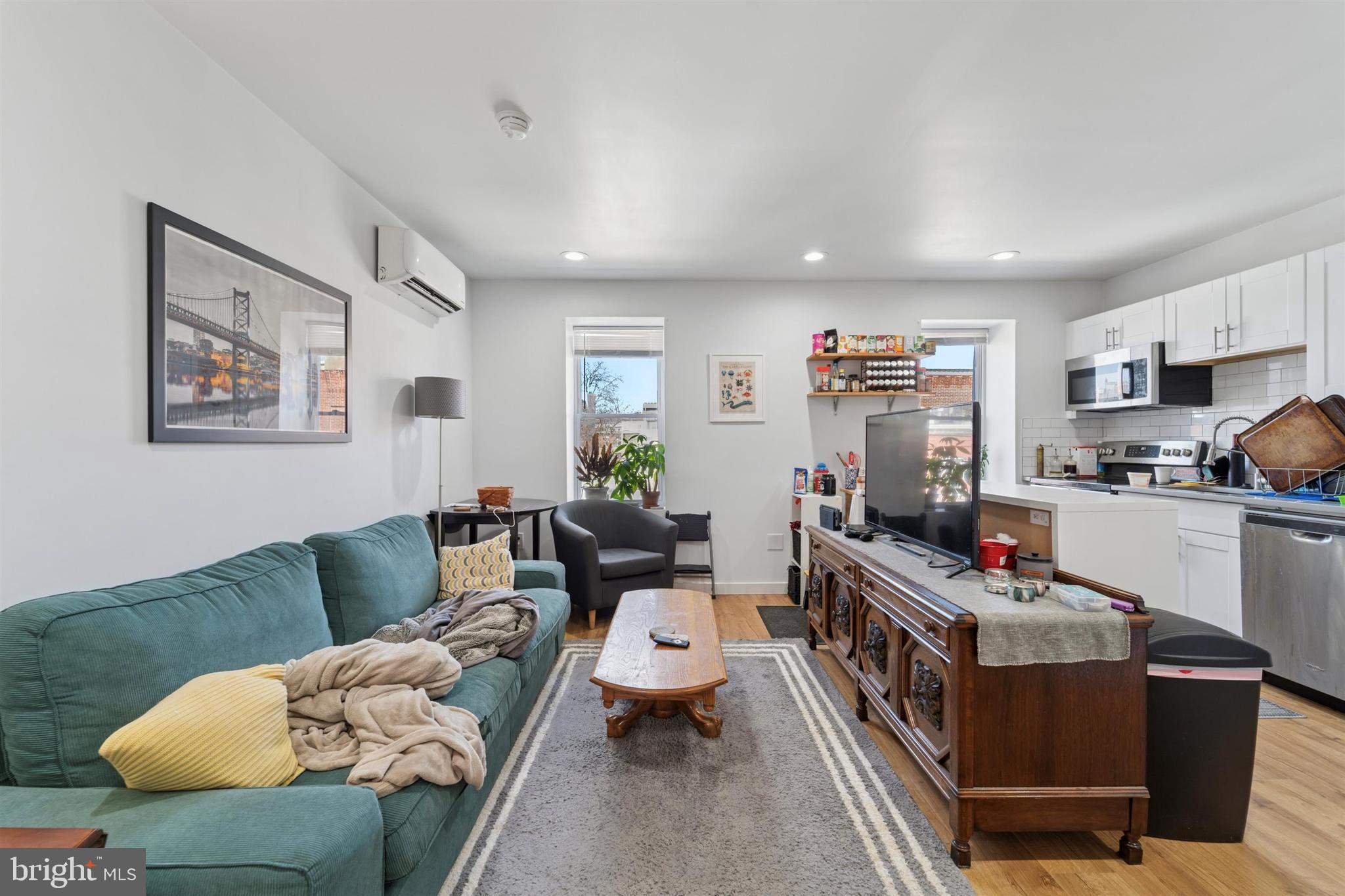 FAIRMOUNT - Residential Income