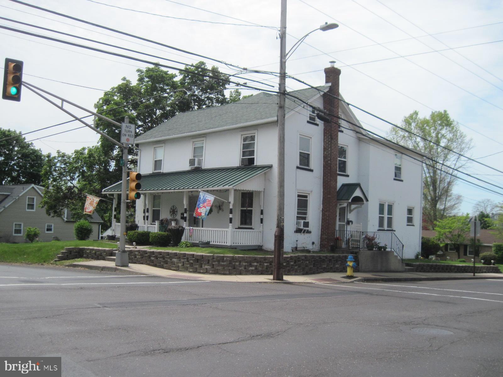327 N 5TH STREET