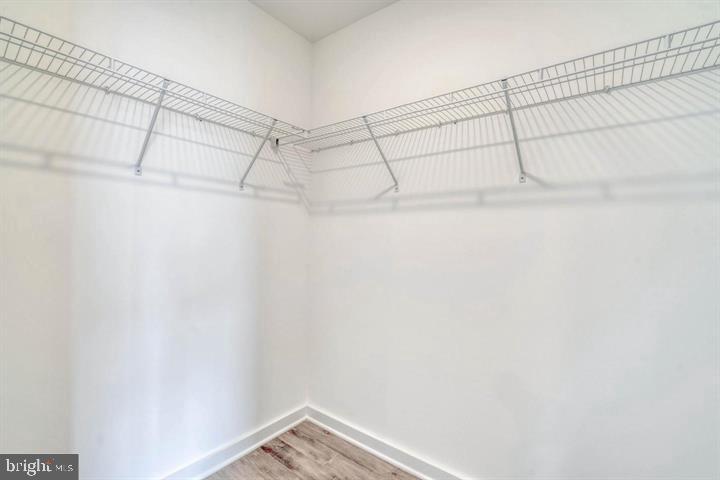 SOUTH KENSINGTON - Residential Income