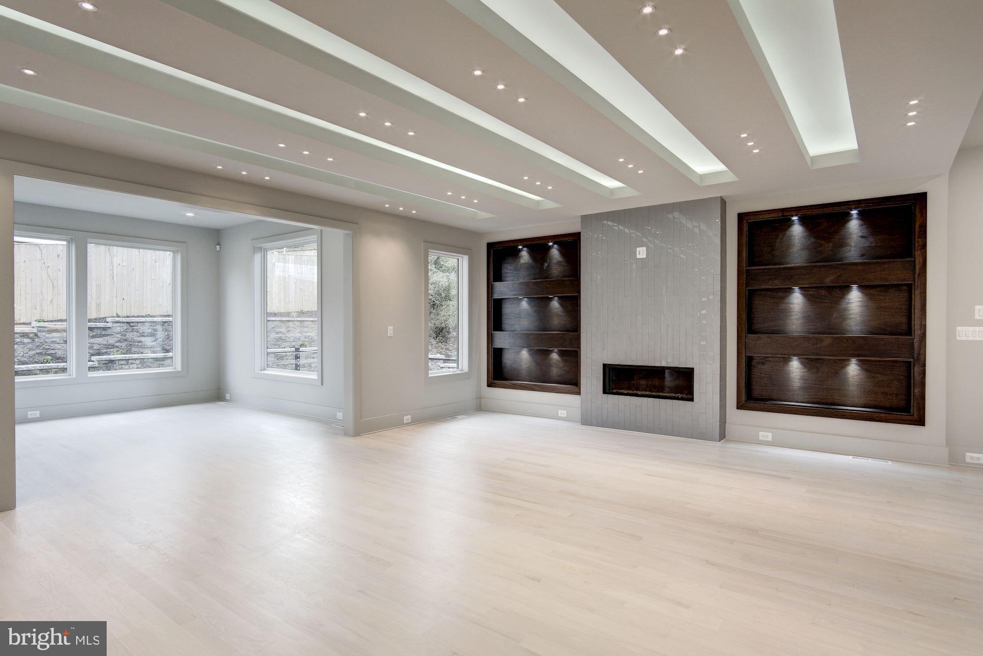 ROCK SPRING - Residential