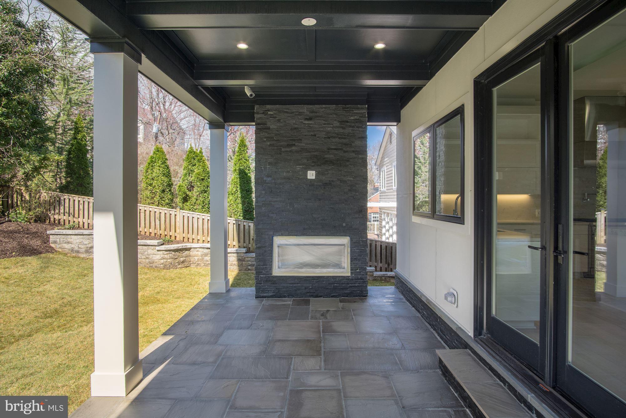 ROCK SPRING - Residential