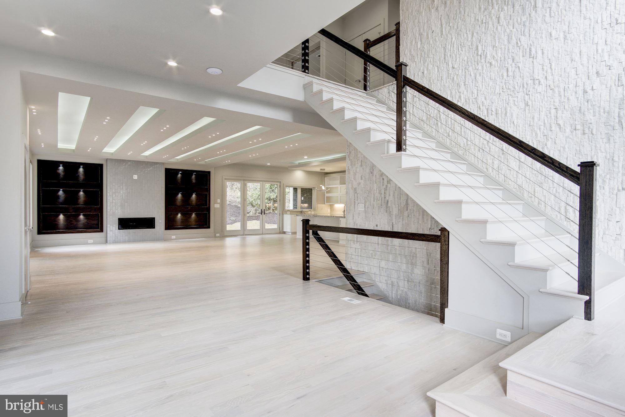 ROCK SPRING - Residential