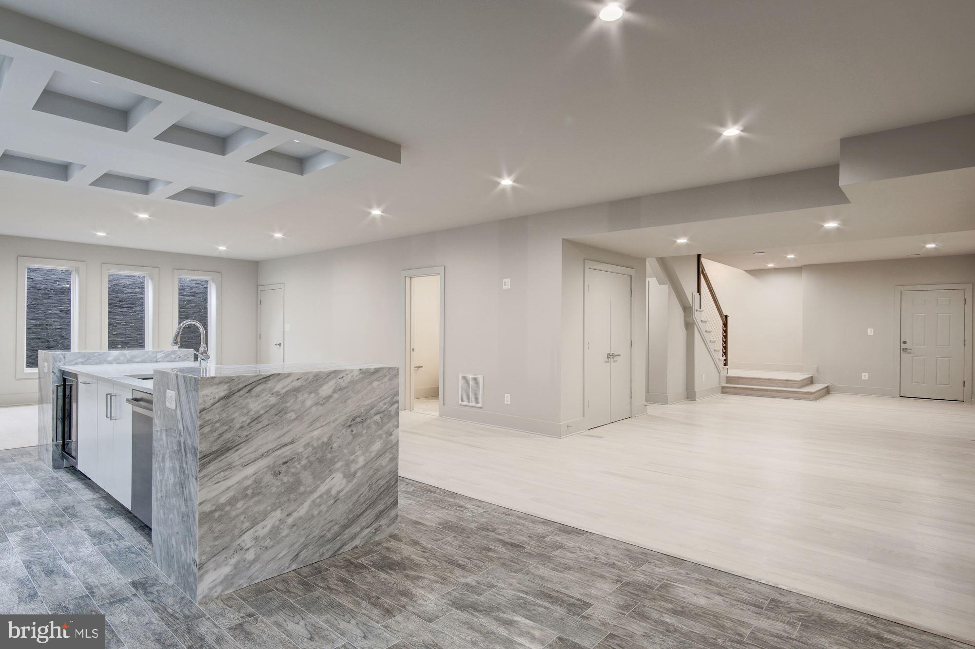 ROCK SPRING - Residential