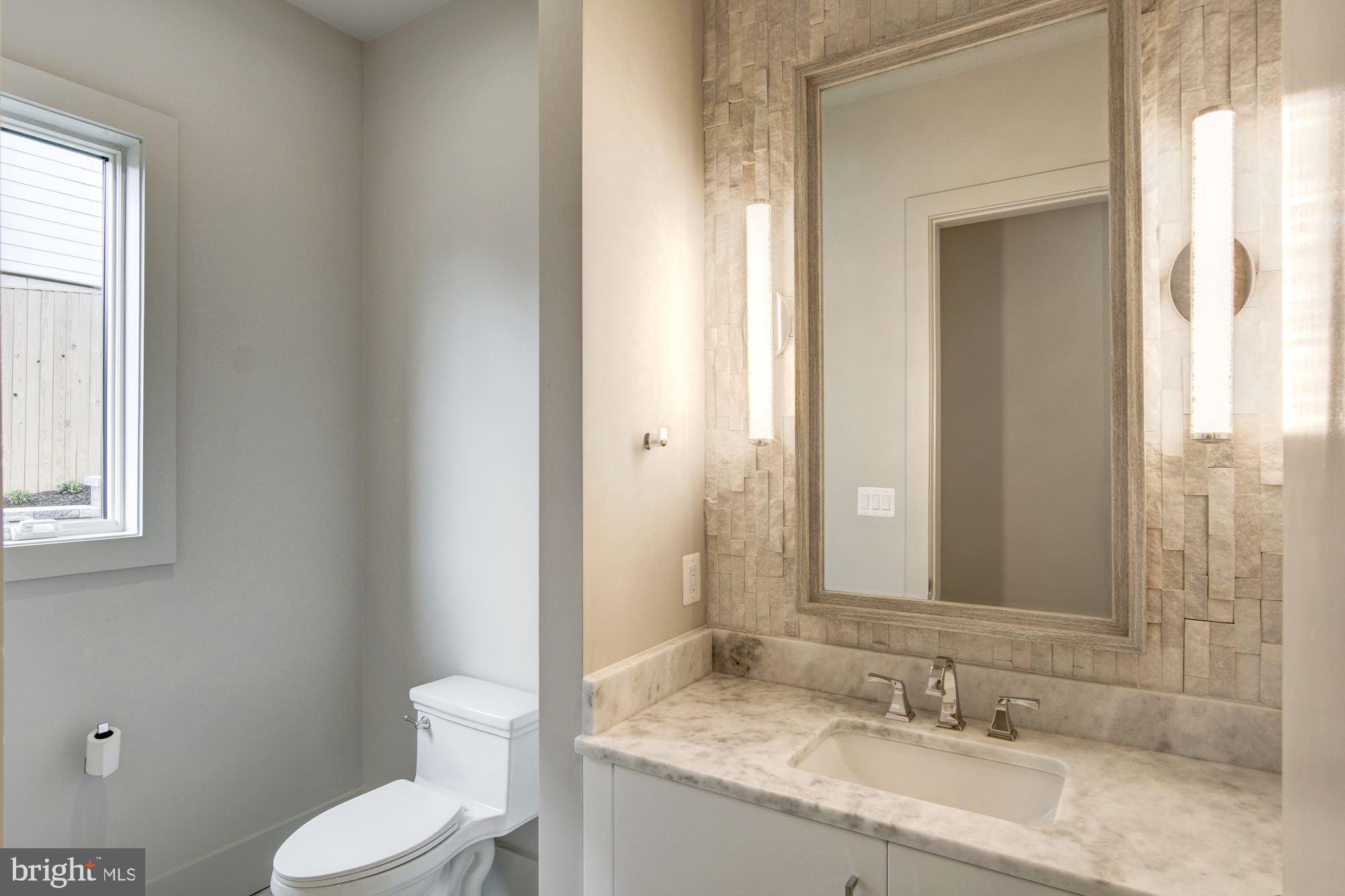 ROCK SPRING - Residential