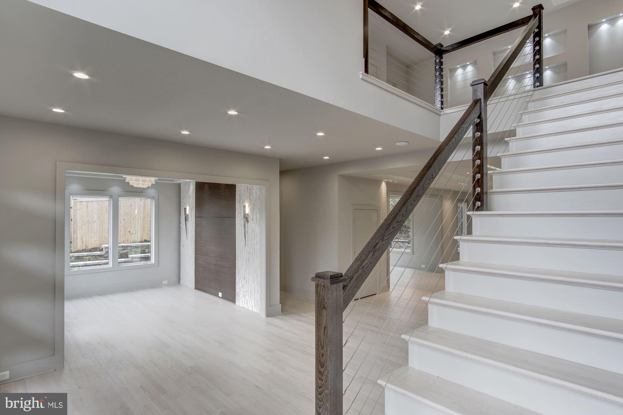 ROCK SPRING - Residential