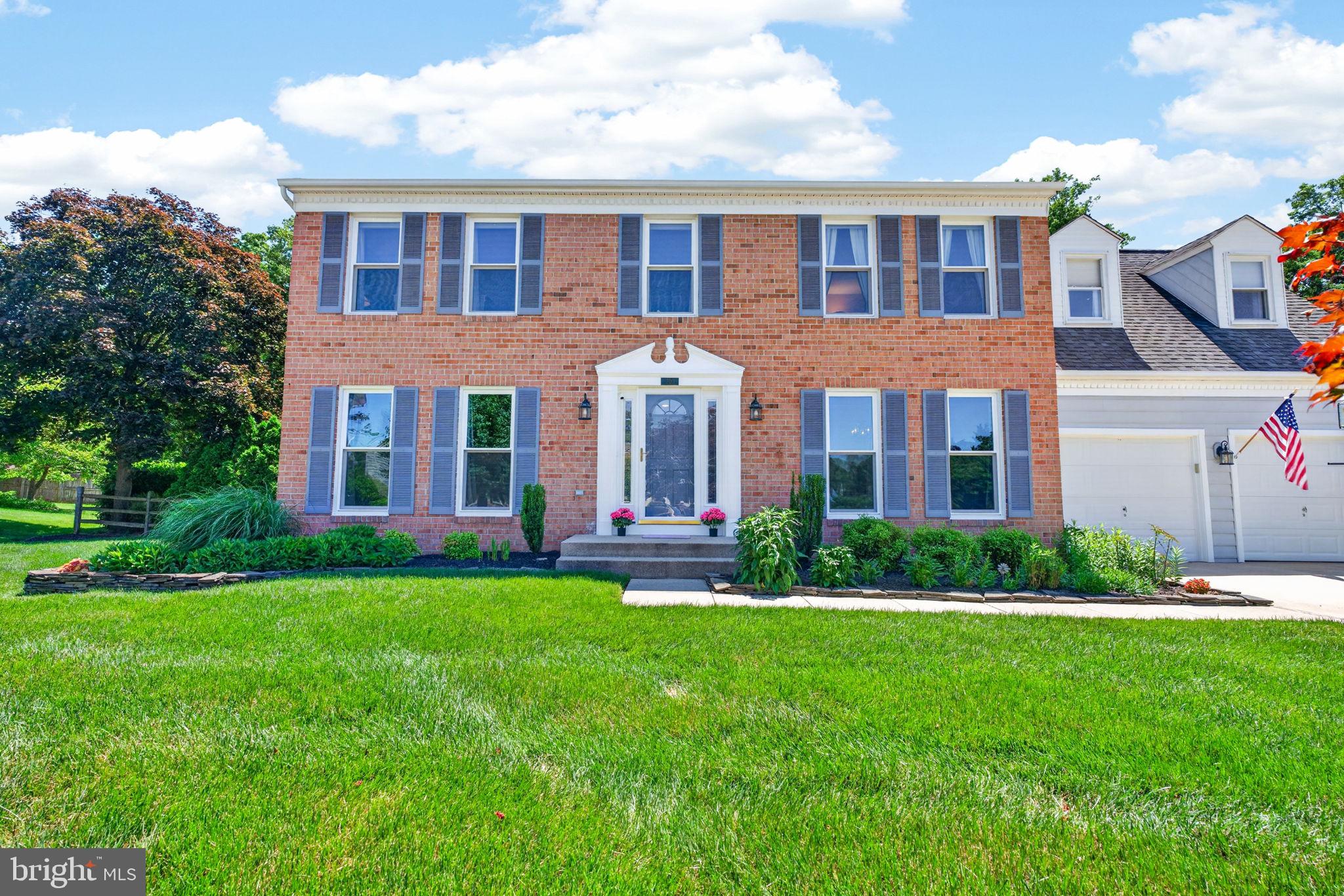 700 LELIA COURT