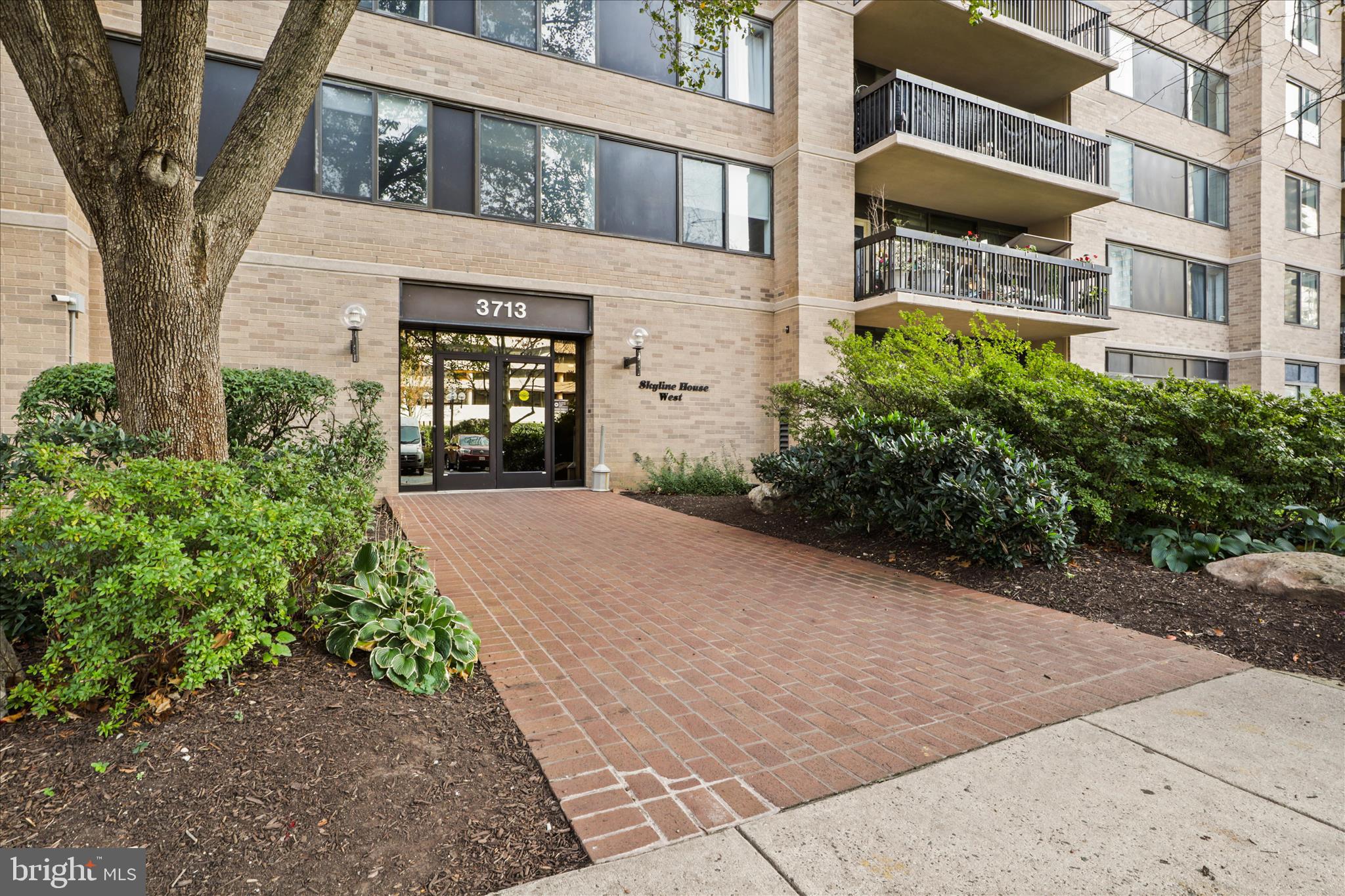 3709 S GEORGE MASON DRIVE 912