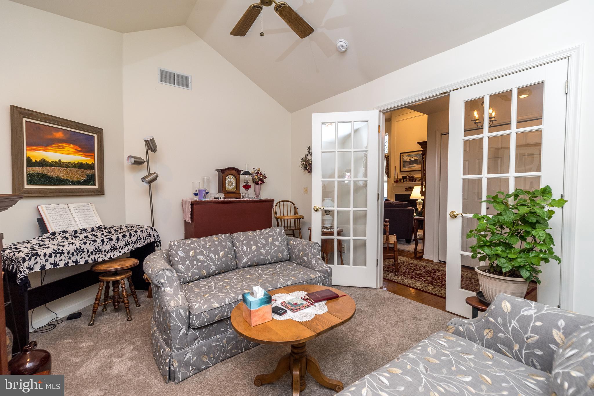 LIONSGATE - Residential
