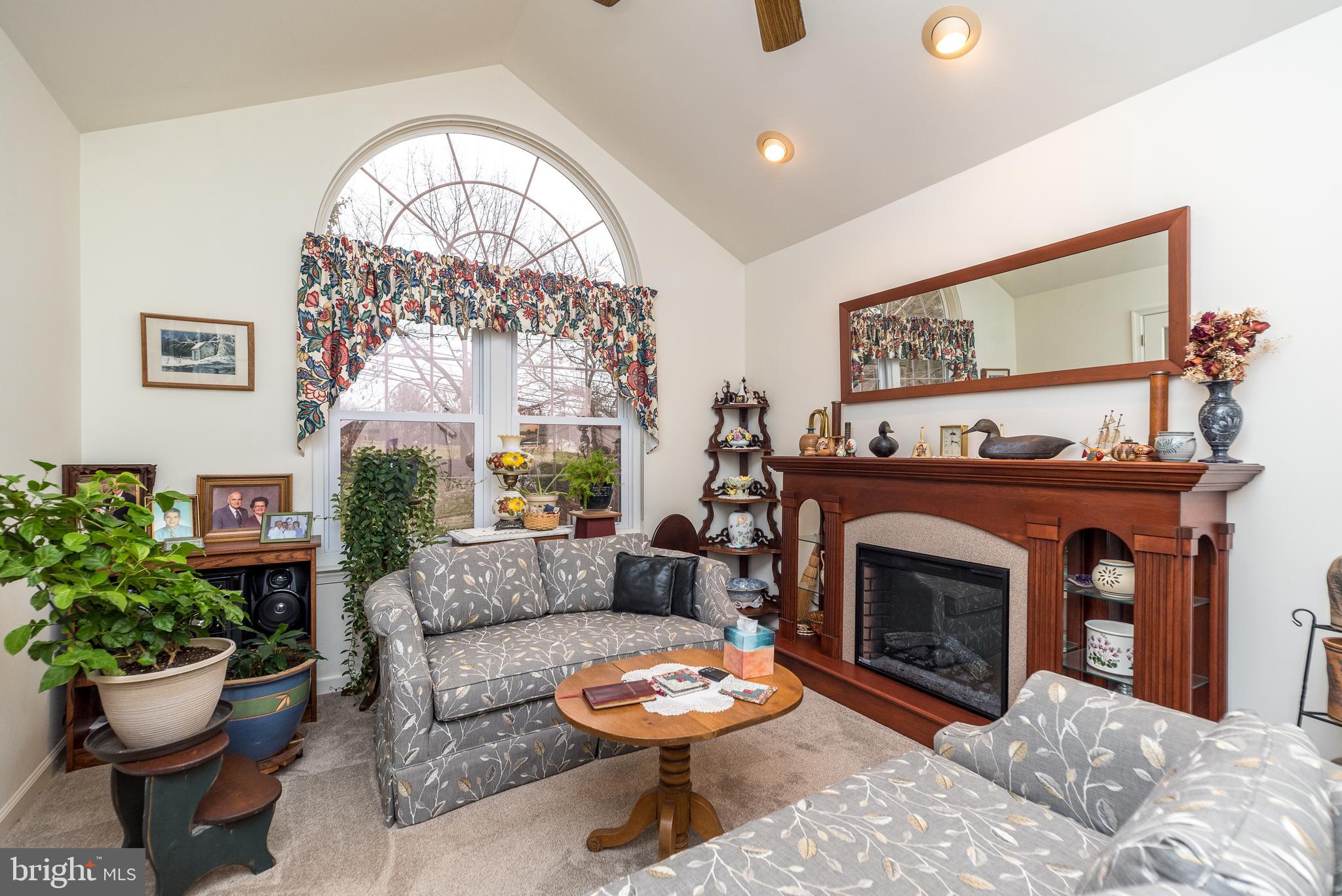 LIONSGATE - Residential
