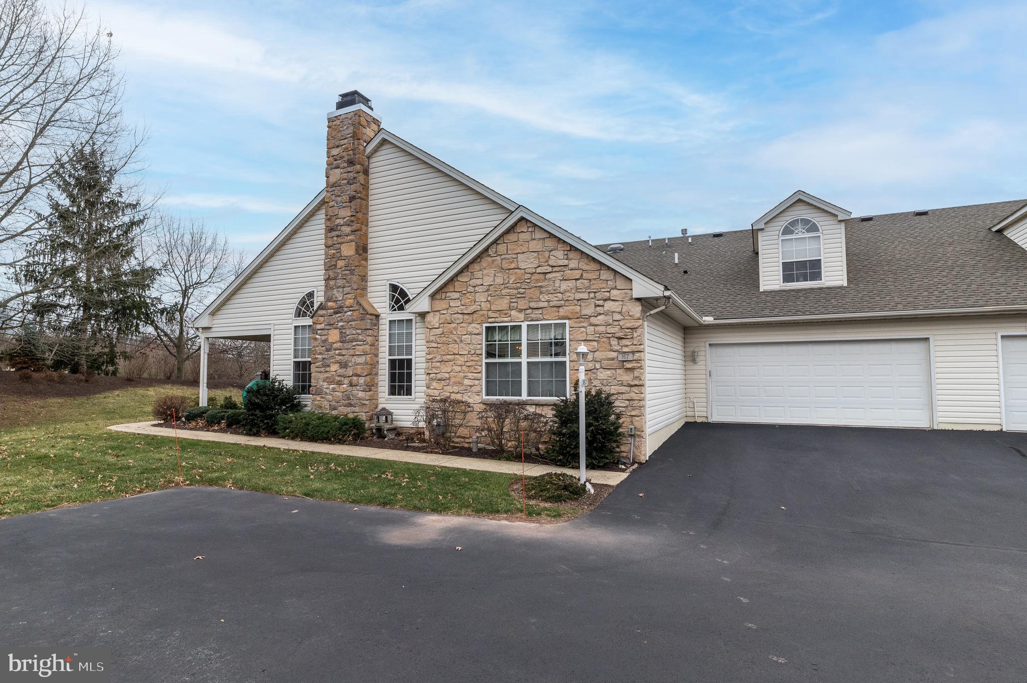 LIONSGATE - Residential