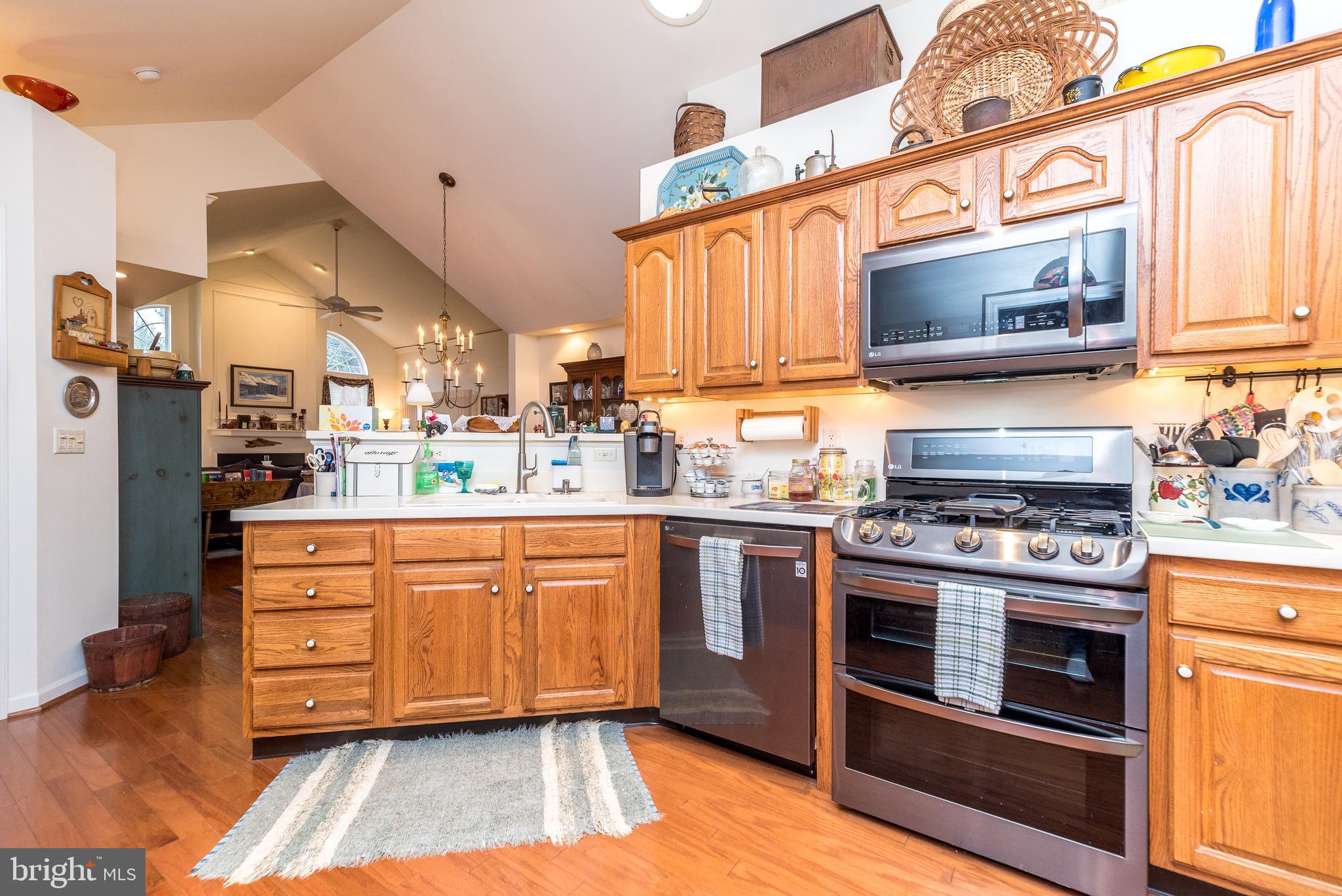 LIONSGATE - Residential