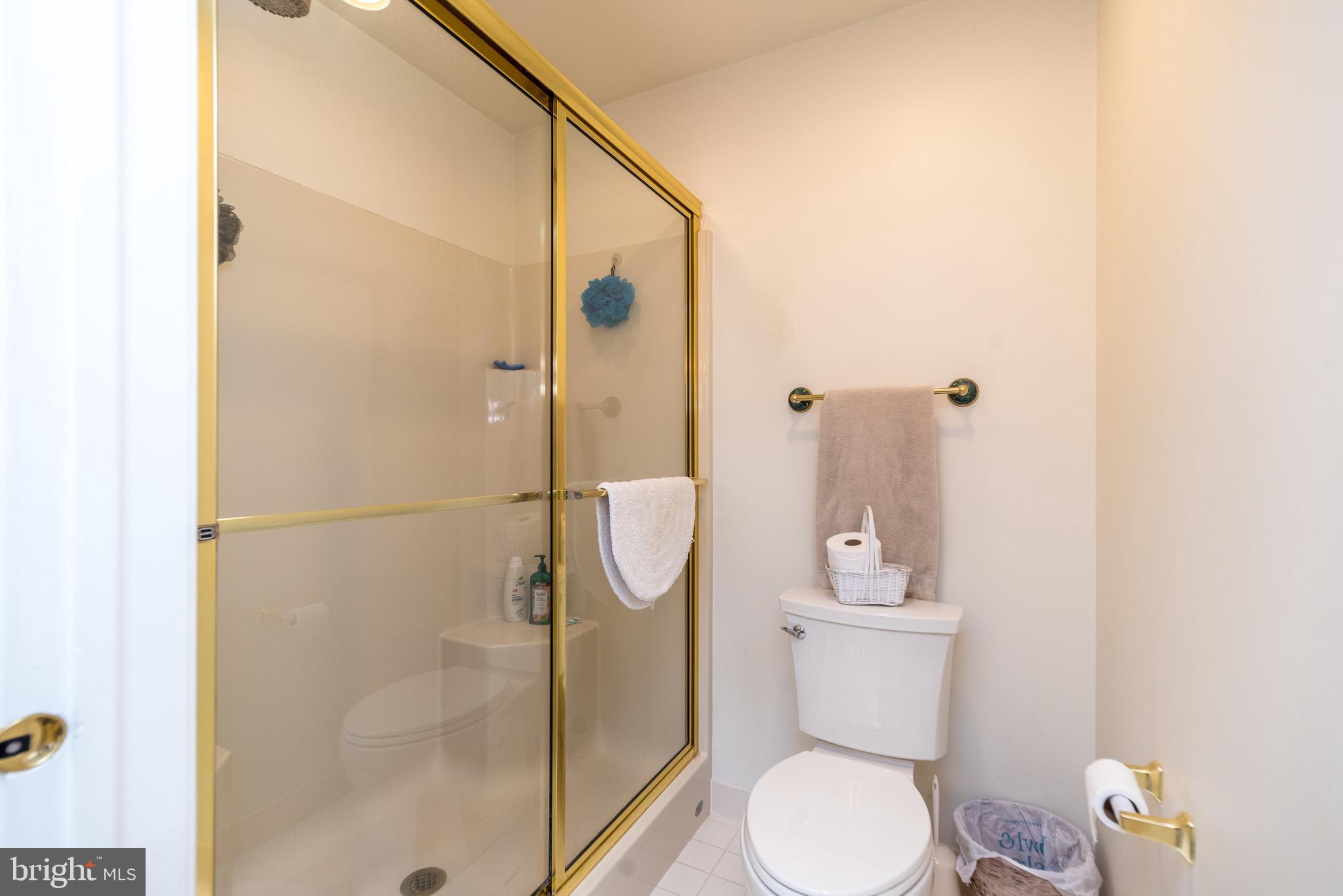 LIONSGATE - Residential