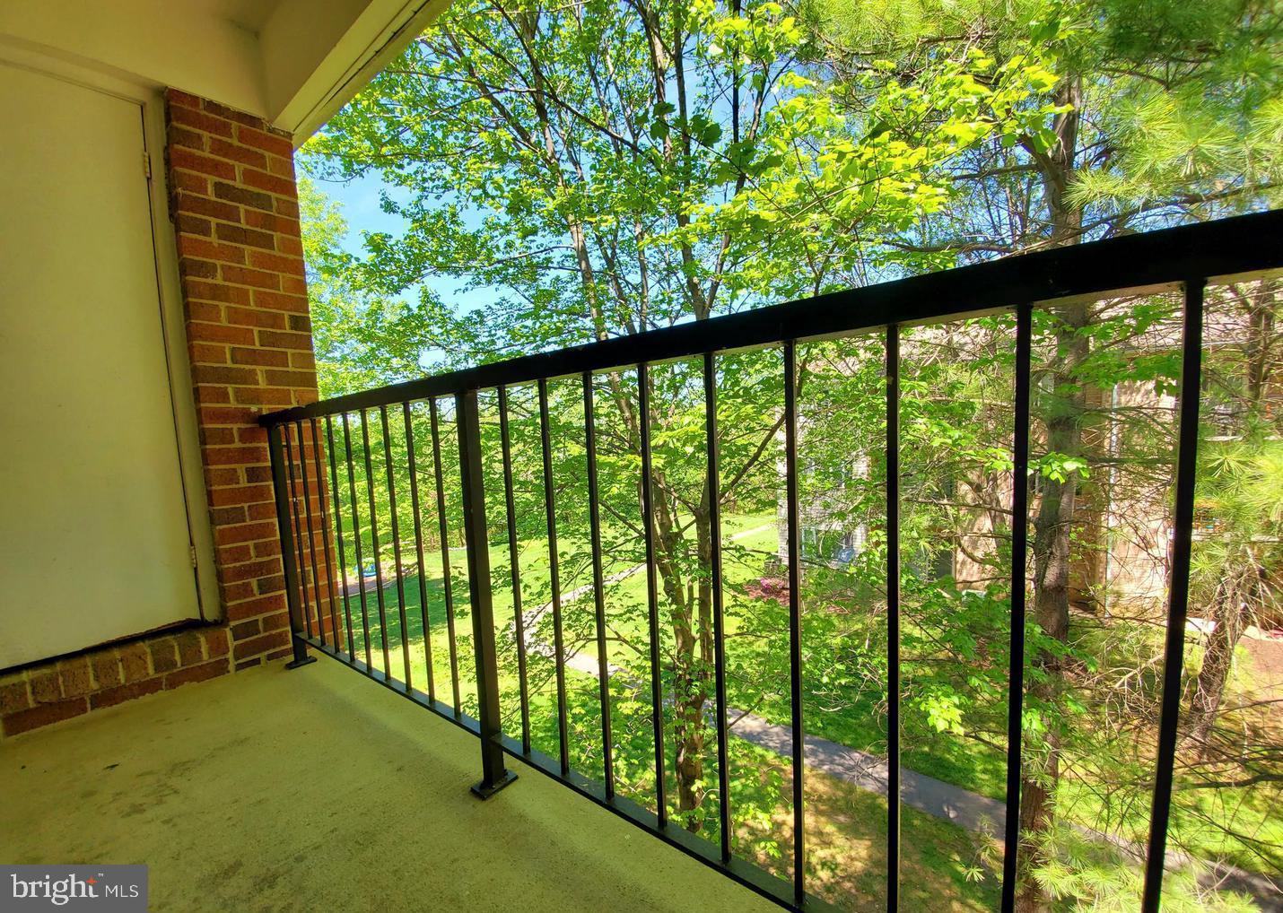 FLOWER HILL - Residential Lease