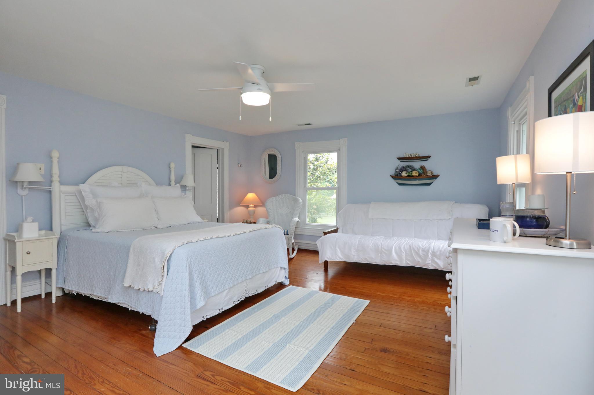 CHERRY FARMS - Residential