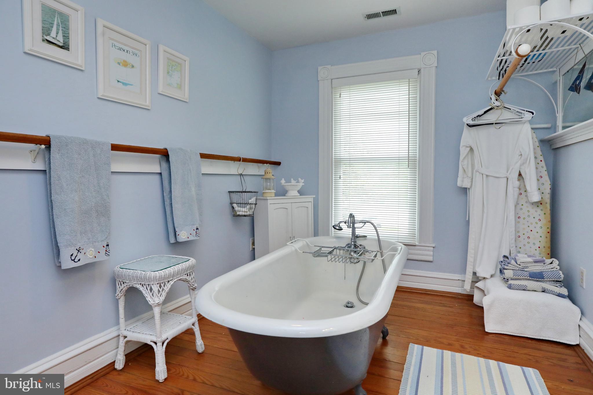 CHERRY FARMS - Residential