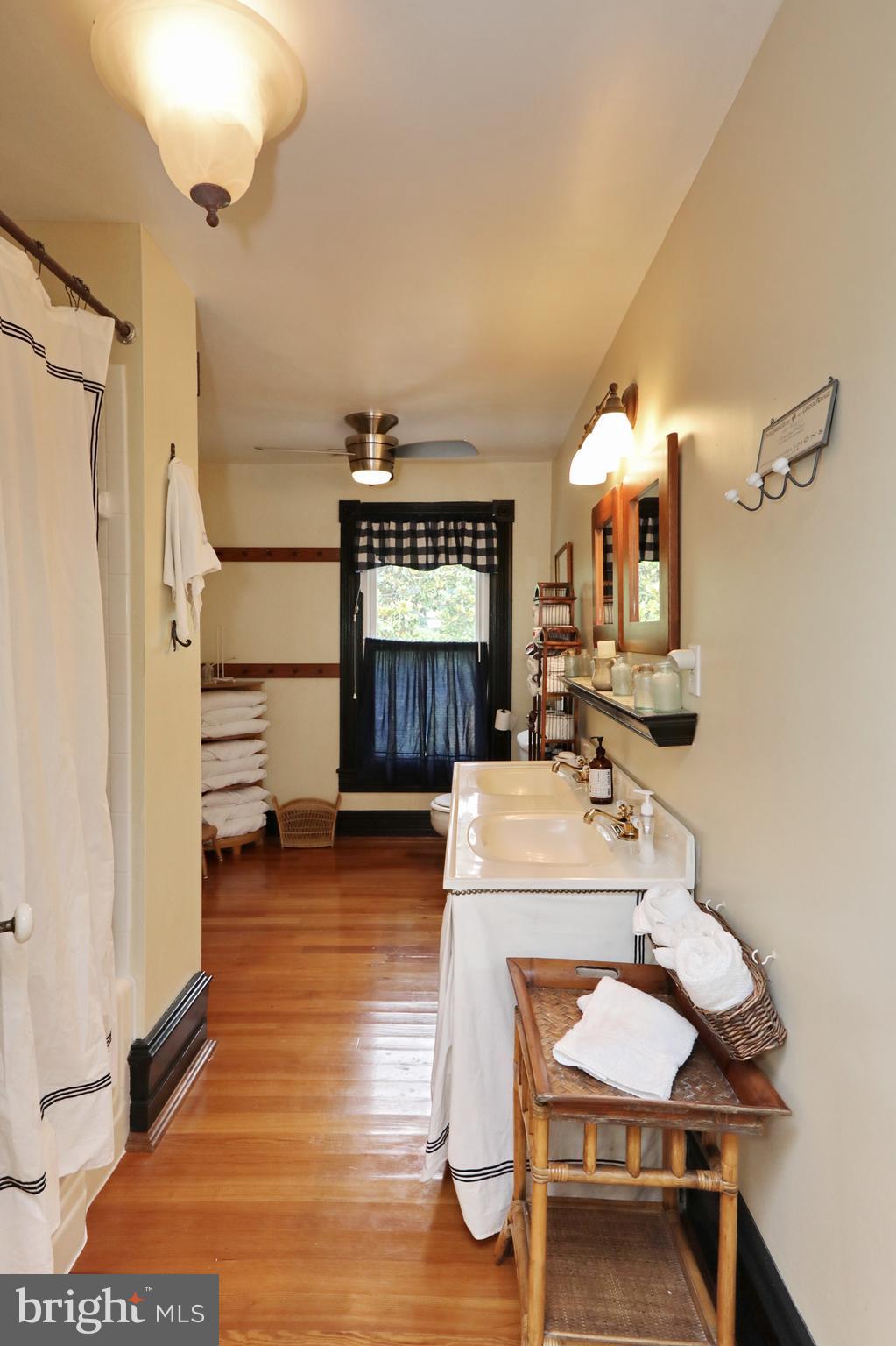 CHERRY FARMS - Residential