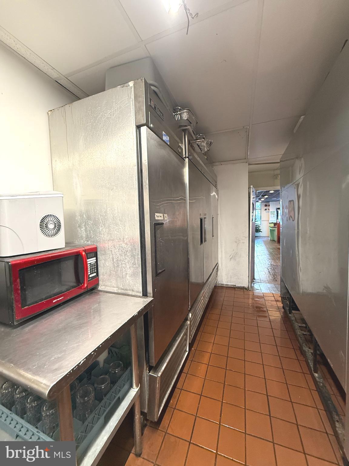 CENTER CITY - Commercial Sale